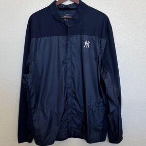 Nike Men's Navy Windbreaker with Logo